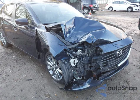 2018 Mazda Mazda3 Touring z USA, uszkodzony, nr VIN 3MZBN1L35JM249959